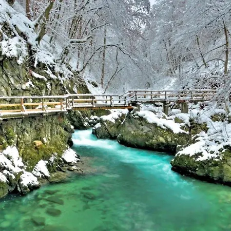 My Time House With Sauna בית נופש