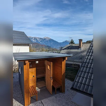 Holiday home My Time Bled House With Sauna