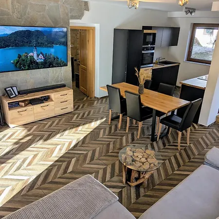 My Time Bled House With Sauna * Zgornje Gorje